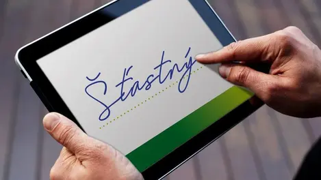 Tablet s podpisem Šťastný MND